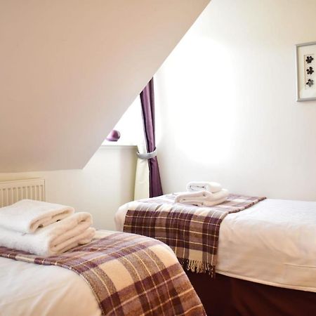 The Ross 2 Bedroom Apartment In Historic Abbey Форт-Огастус Екстер'єр фото